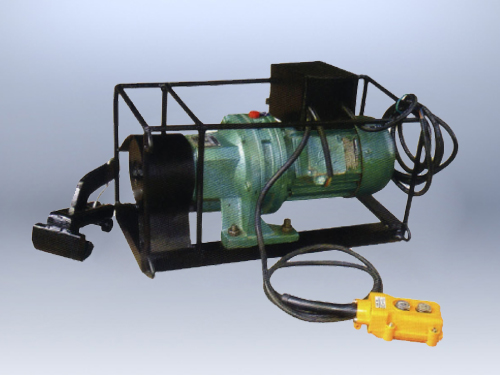 PBJ-3型普通輸送帶電動(dòng)剝皮機(jī)